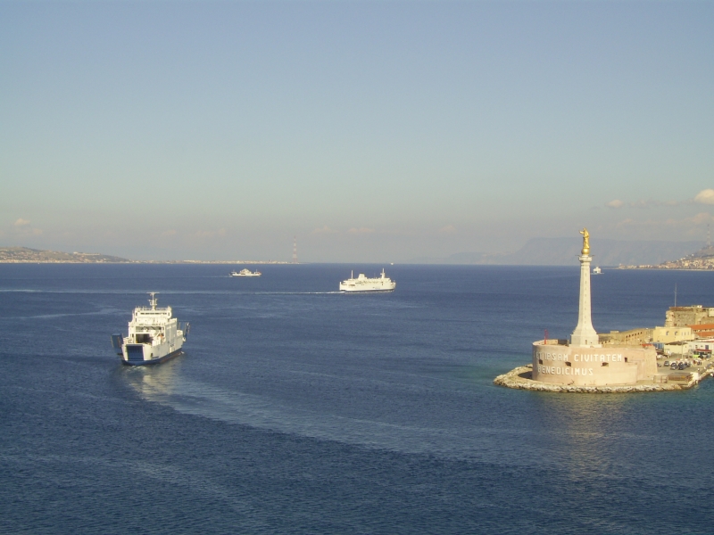 In uscita da Messina