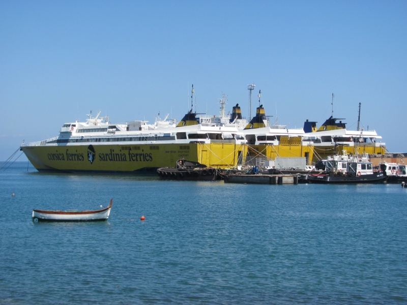 SARDINIA EXPRESS , CORSICA EXPRESS THREE e CORSICA EXPRESS SECONDA