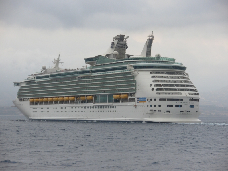 NAVIGATOR OF THE SEAS