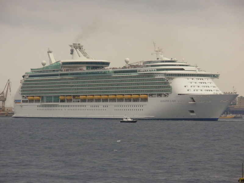 NAVIGATOR OF THE SEAS