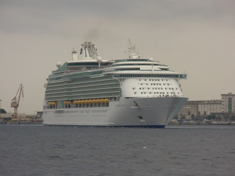 NAVIGATOR OF THE SEAS