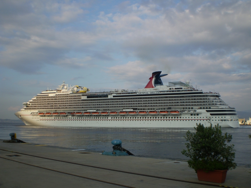 CARNIVAL DREAM