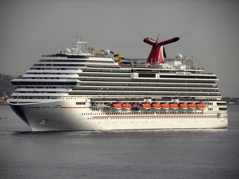 CARNIVAL MAGIC