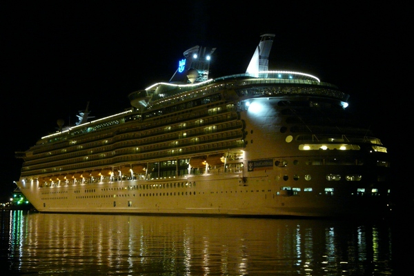 NAVIGATOR OF THE SEAS