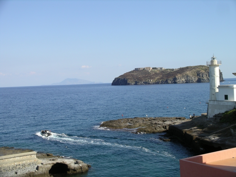 S.Stefano, Faro e Ischia