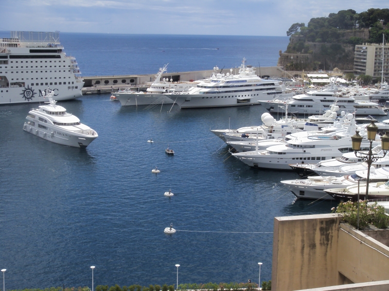 yacht a montecarlo