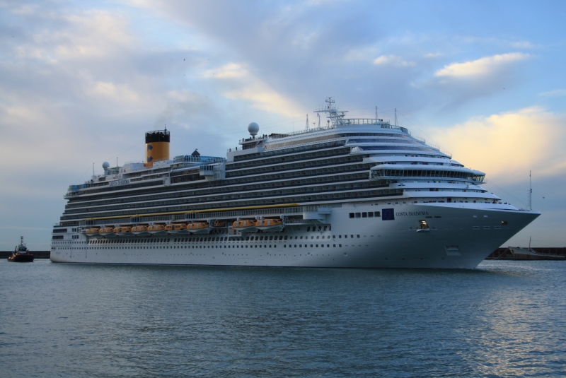 COSTA DIADEMA