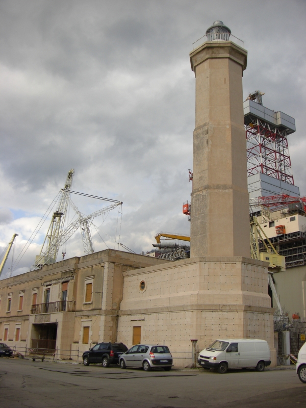 Vecchio faro di Palermo