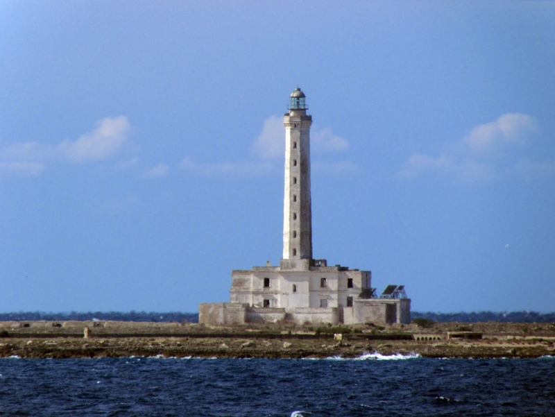 FARO ISOLA SANT'ANDREA