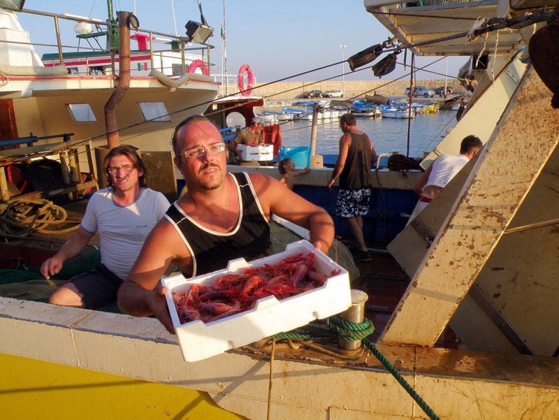 SCARICAMENTO  DEL  PESCATO