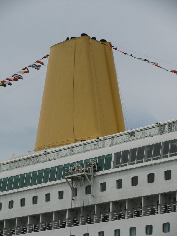 P & O CRUISES (FUNNEL)