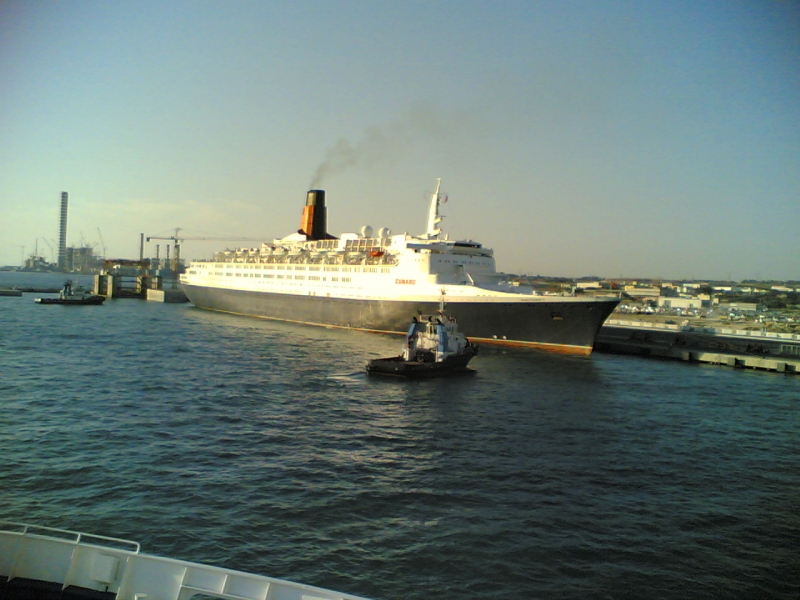 Queen Elizabeth 2