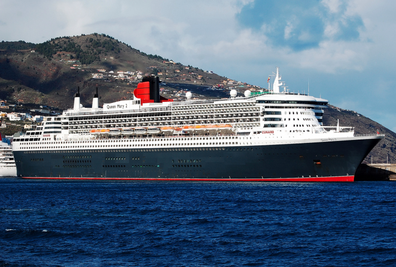 Queen mary 2. Квин мери 2 теплоход.