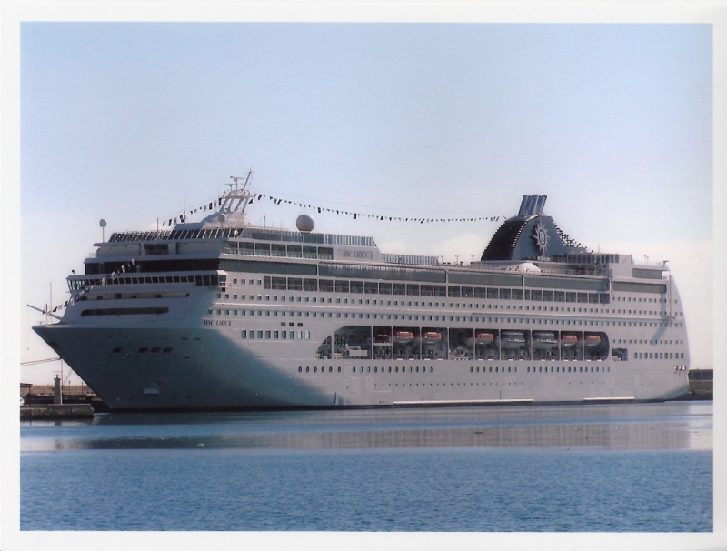 MSC Lirica