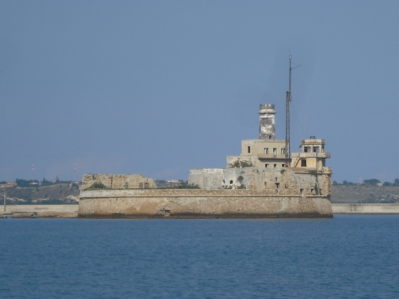 TORRE AVOLOS