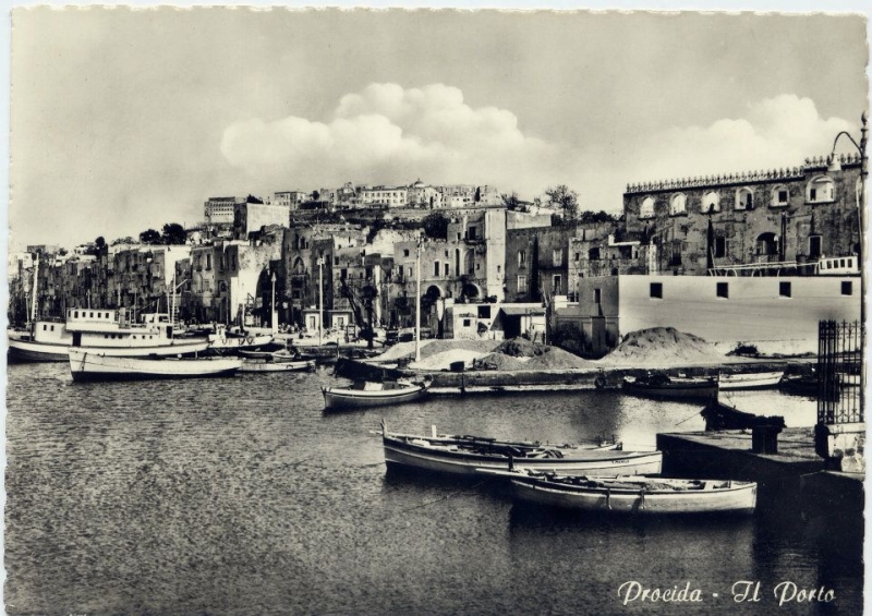 porto di procida anni 50