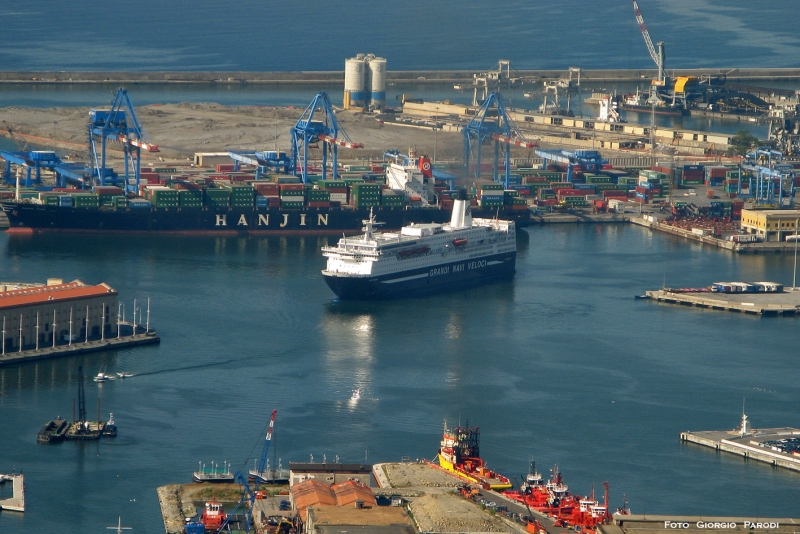 PORTO DI GENOVA