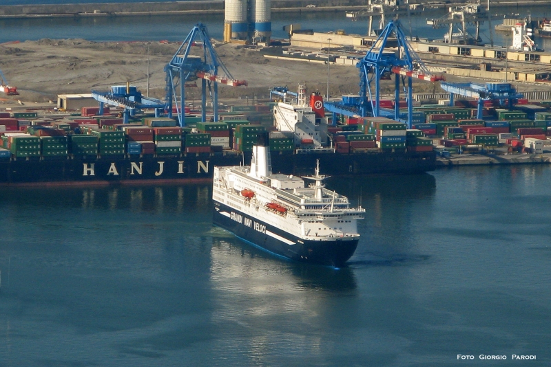 PORTO DI GENOVA