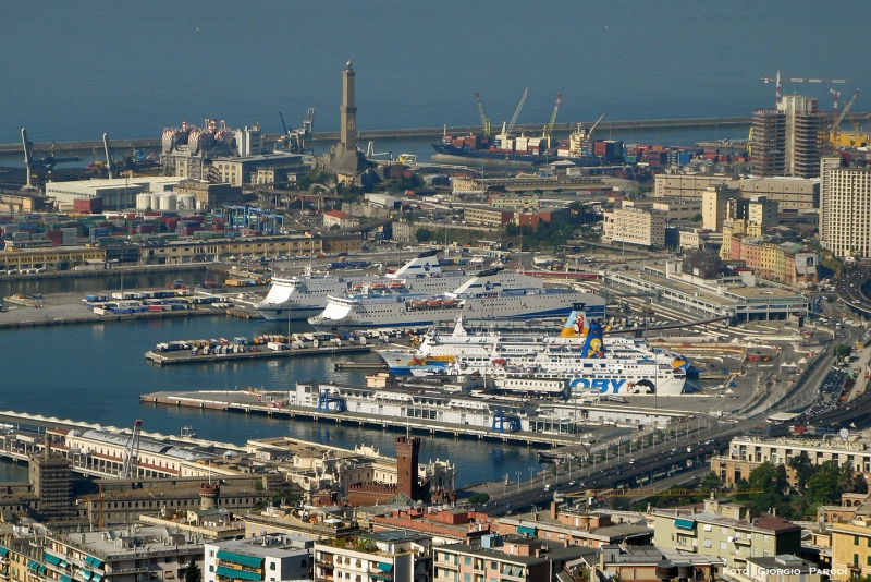 PORTO DI GENOVA