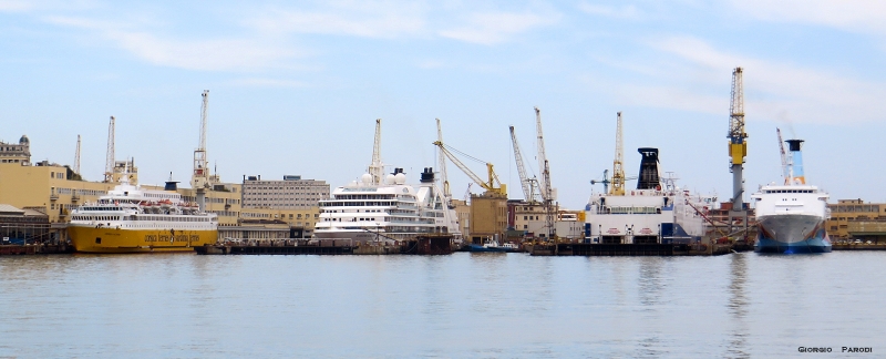 PORTO DI GENOVA