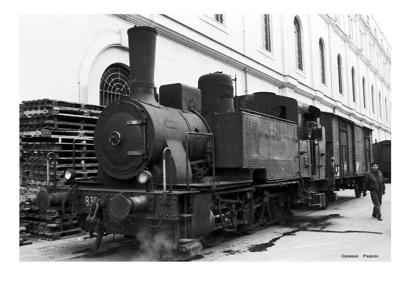 LOCOMOTIVA DI MANOVRA