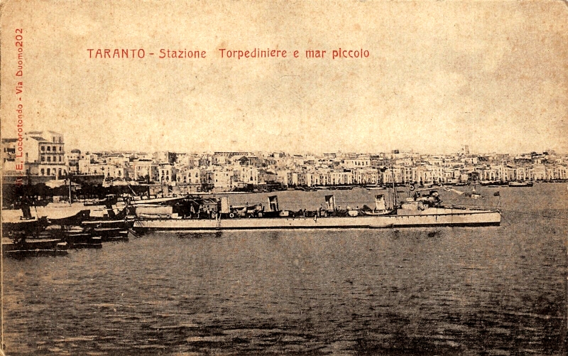 PORTO DI TARANTO