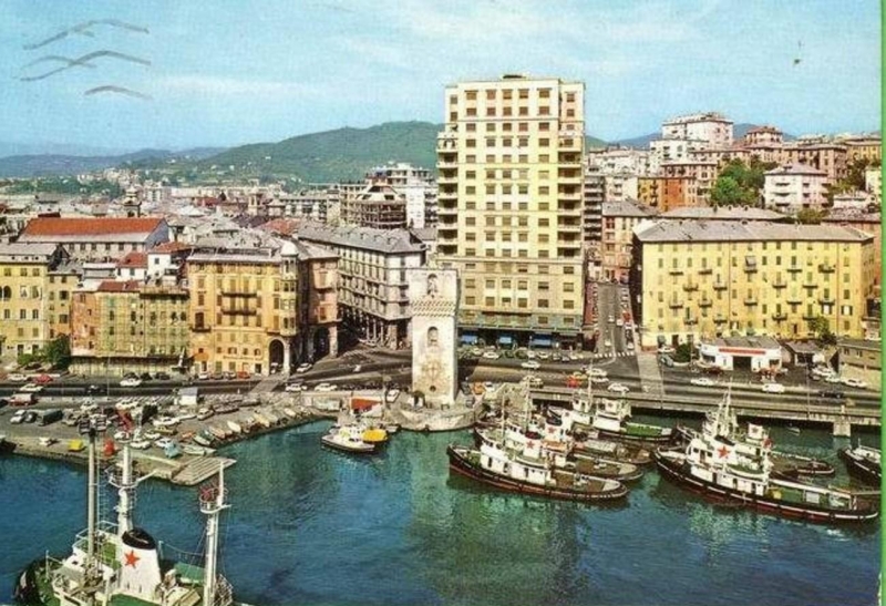 Savona Torretta e rimorchiatori