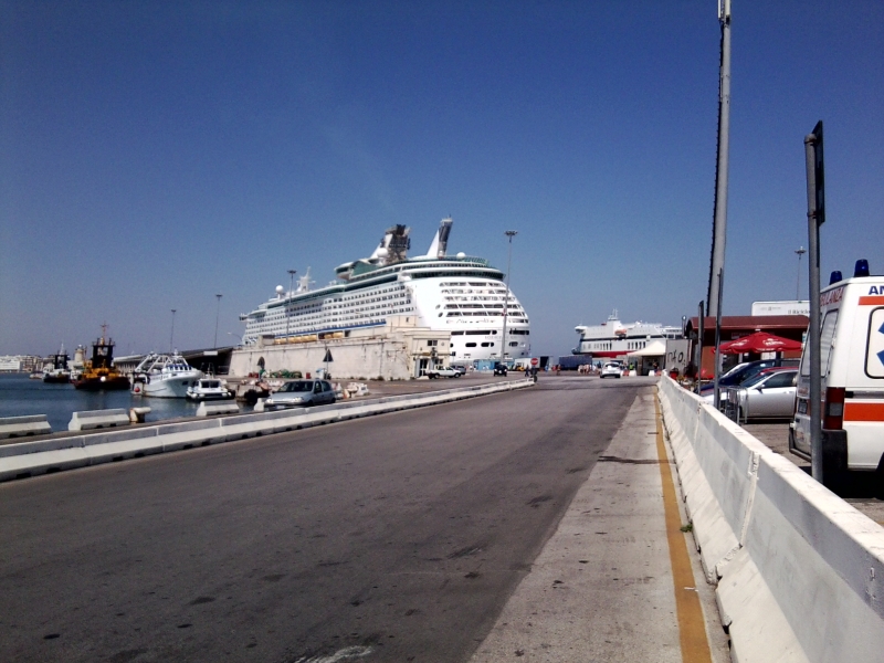 VOYAGER OF THE SEAS