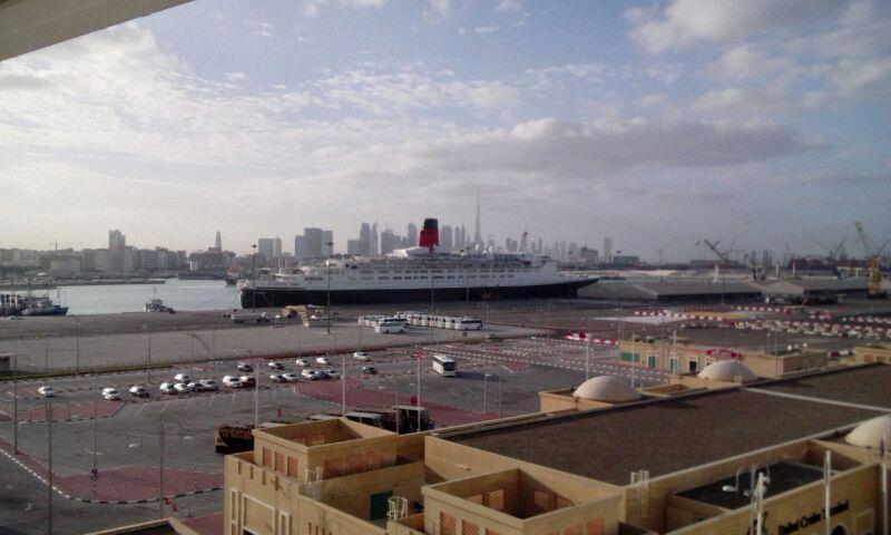 QUEEN  ELIZABETH 2