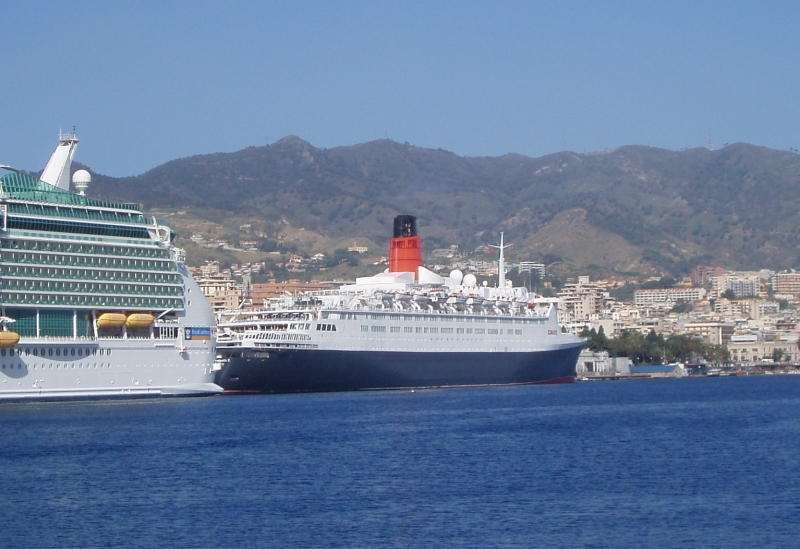 Queen Elizabeth 2