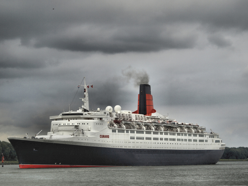 Queen Elizabeth 2