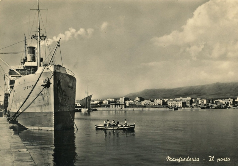 PORTO DI MANFREDONIA