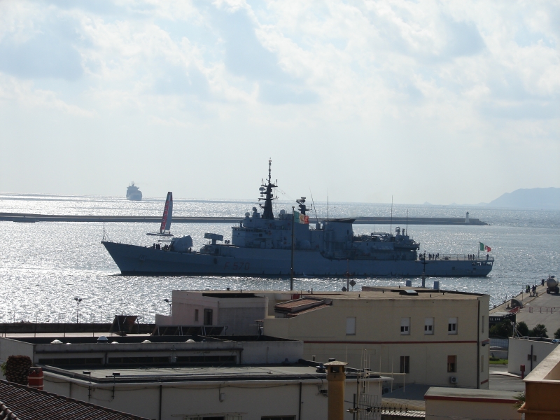 Nave Maestrale e Luna Rossa